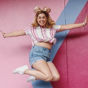 Meet your Posher, Monica